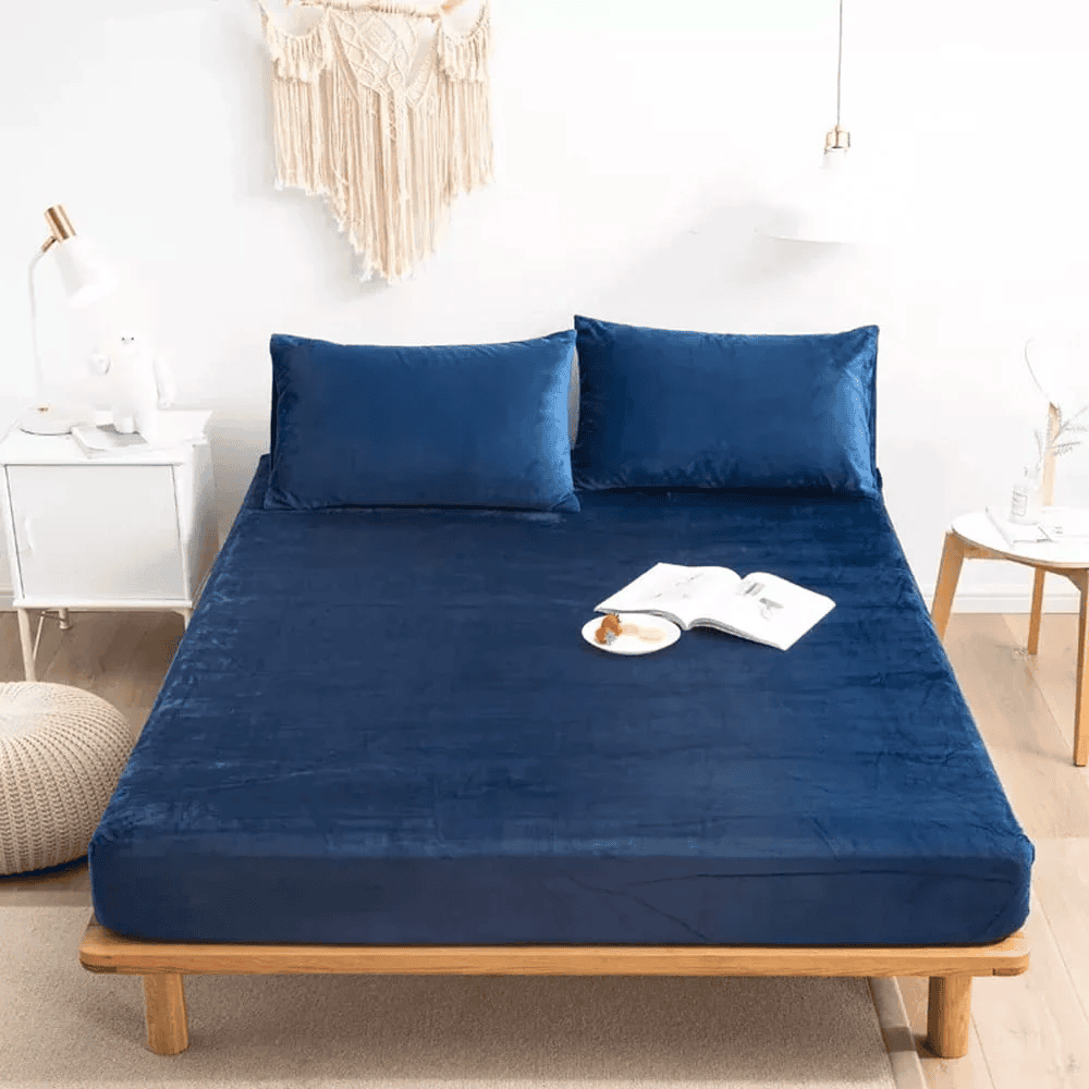 velvet_fitted_sheet_dark_blue